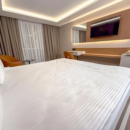 Dedeman Hotel