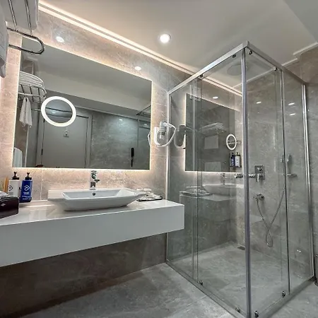 Ξενοδοχείο Dedeman 5*